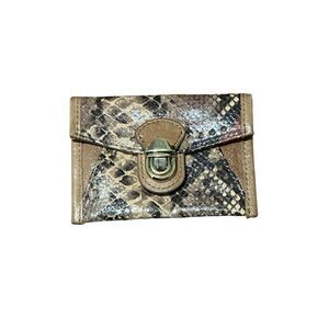 Beautiful BE&D SNAKE PRINT LEATHER CLUTCH/ wallet BAG - ANIMAL PRINTED wallet. G